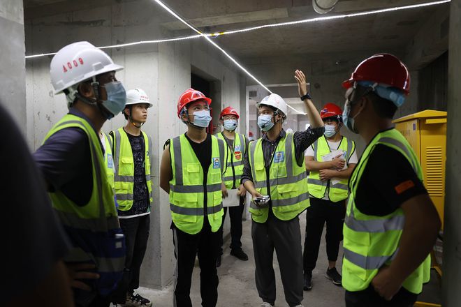 四大機器人現身工地，碧桂園以科技賦能安全生產與文明施工新標桿